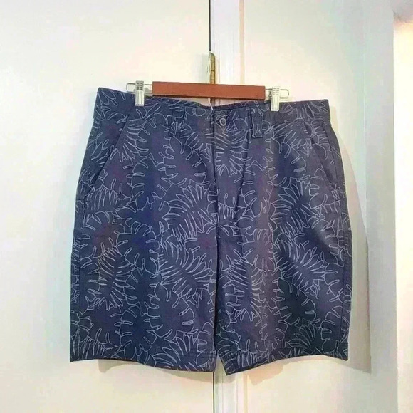 Brand New St JHON'S BAY Men's Shorts Size 38 Navy Blue with Leaves - Picture 1 of 10